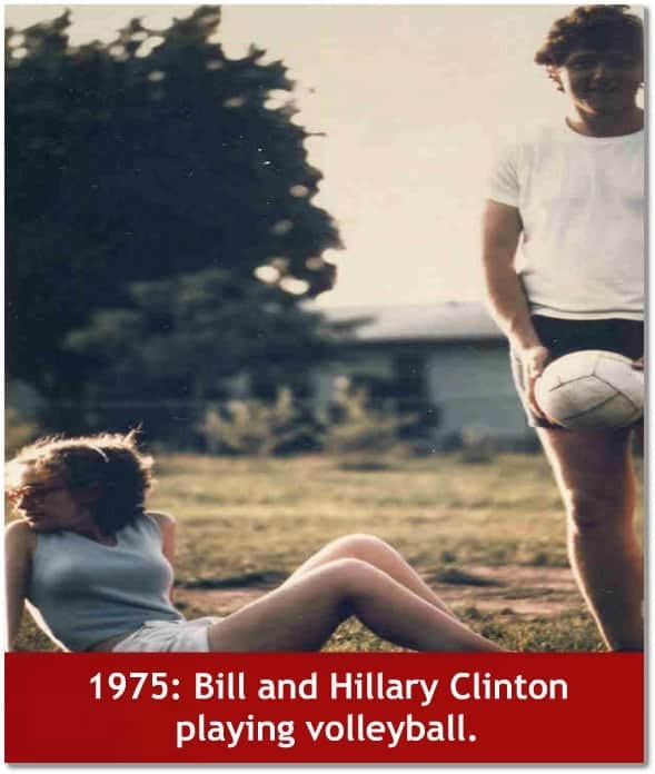 Bill-and-Hillary-Clinton-playing-volleyb