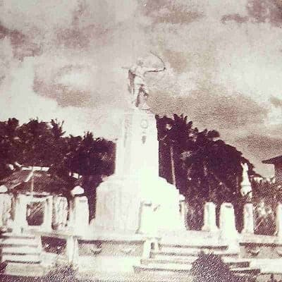 The original Lapu-Lapu statue