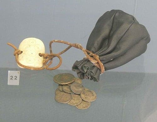 A bag of coins stopped a bullet from killing Antonio Luna
