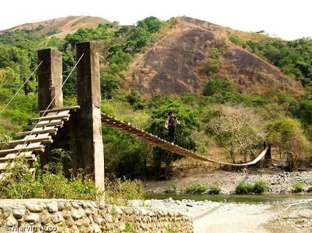 Hanging Bridge on Licuan-Baay