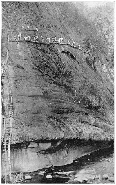 Benguet Road (now Kennon Road) during construction