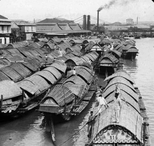 Cascos in Pasig River